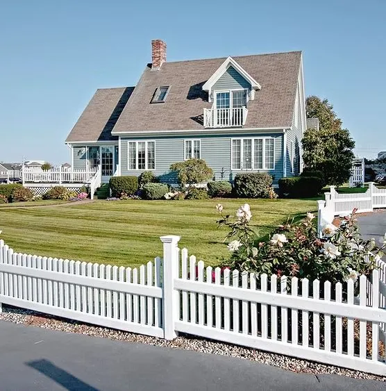 Backyard landscaping in Denver featuring modern garden design and seating area